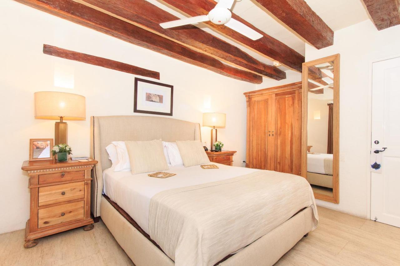 Hotel Boutique Casa Del Coliseo Cartagena Bagian luar foto