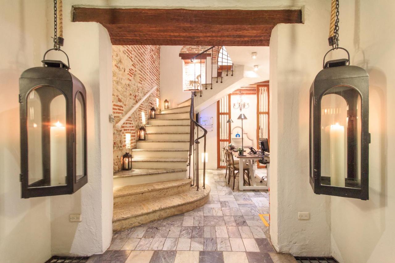 Hotel Boutique Casa Del Coliseo Cartagena Bagian luar foto
