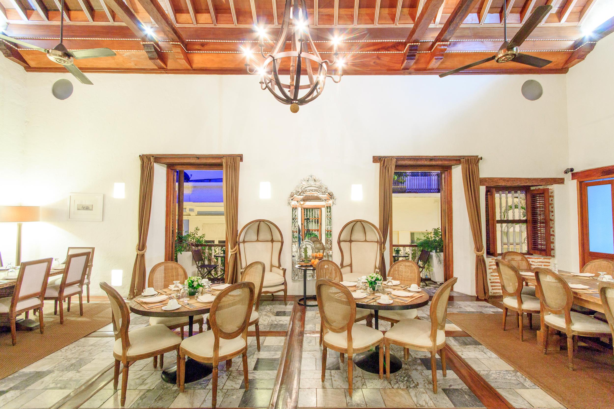 Hotel Boutique Casa Del Coliseo Cartagena Bagian luar foto