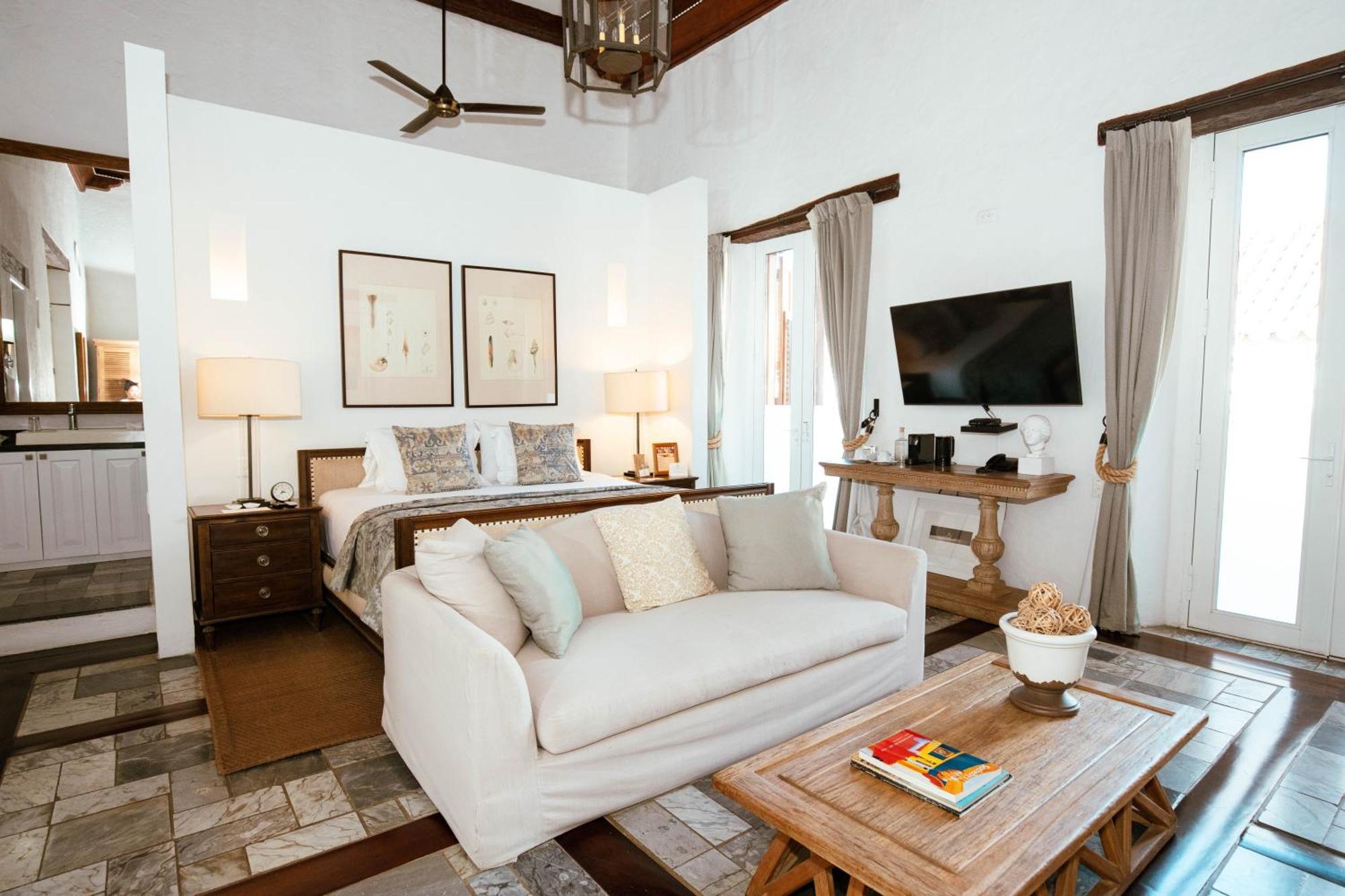 Hotel Boutique Casa Del Coliseo Cartagena Bagian luar foto