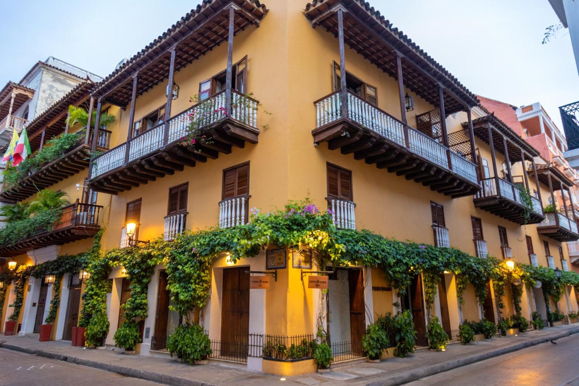 Hotel Boutique Casa Del Coliseo Cartagena Bagian luar foto